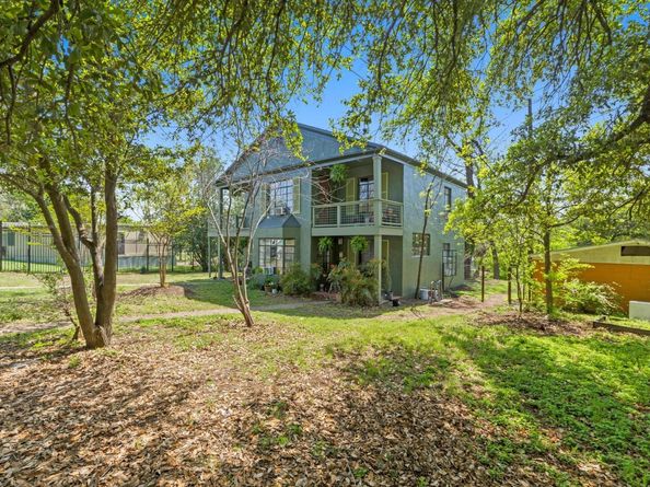 1403 Ashwood RD, Austin TX 78722