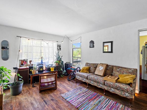 1403 Ashwood RD, Austin TX 78722