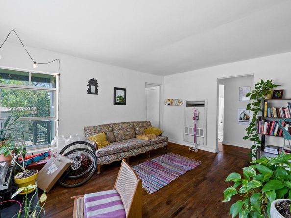 1403 Ashwood RD, Austin TX 78722