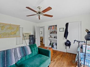 1403 Ashwood RD, Austin TX 78722