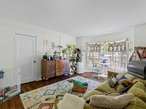 1403 Ashwood RD, Austin TX 78722