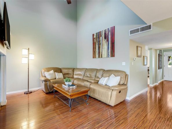 105 Comanche PT, Point Venture TX 78645