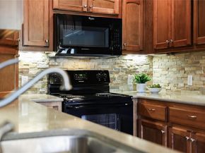 105 Comanche PT, Point Venture TX 78645