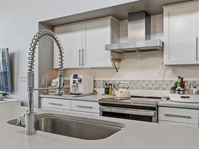 1600 Barton Springs RD 5406, Austin TX 78704