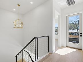 8115 Rockwood LN A, Austin TX 78757