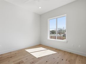 8115 Rockwood LN A, Austin TX 78757