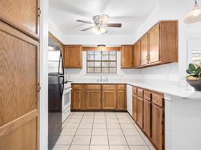 2301 LAWNMONT Ave APT 1, Austin TX 78756