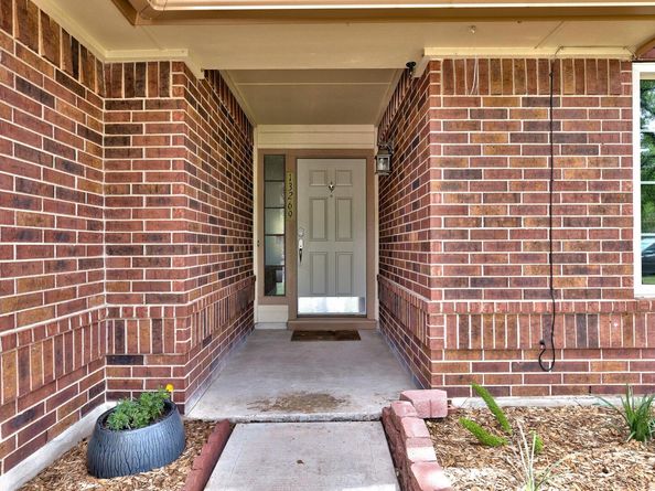 13269 Kerrville Folkway, Austin TX 78729