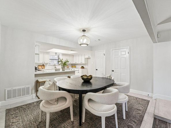 5307 Beckett CIR, Austin TX 78749