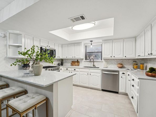 5307 Beckett CIR, Austin TX 78749