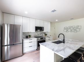11224 Pickard LN, Austin TX 78748