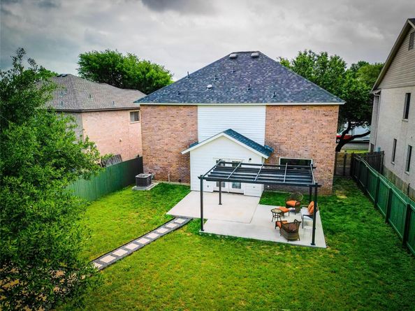 11224 Pickard LN, Austin TX 78748