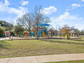 1512 W Mesa Park DR, Round Rock TX 78664