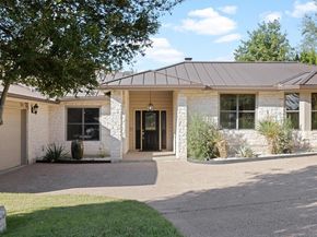 108 Schooner DR, Lakeway TX 78738