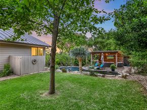 108 Schooner DR, Lakeway TX 78738