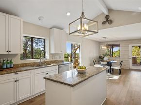 108 Schooner DR, Lakeway TX 78738