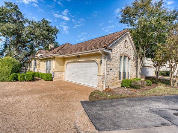 219 The Hills DR 5, The Hills TX 78738