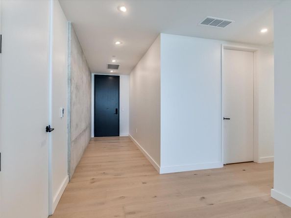 610 Davis ST 3803, Austin TX 78701