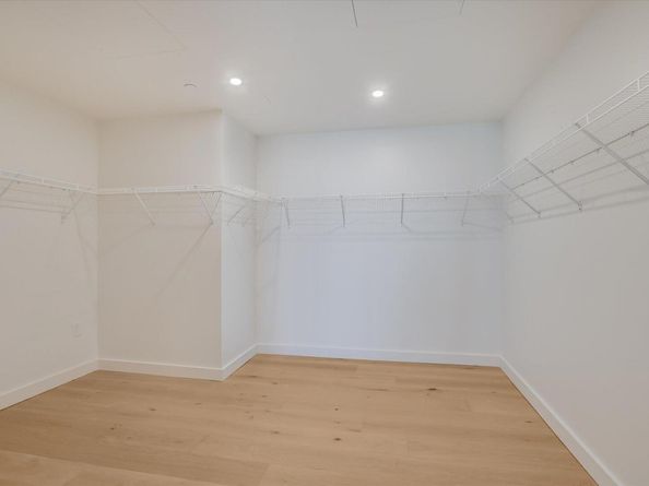 610 Davis ST 3803, Austin TX 78701