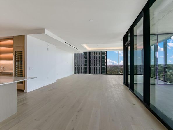 610 Davis ST 3803, Austin TX 78701