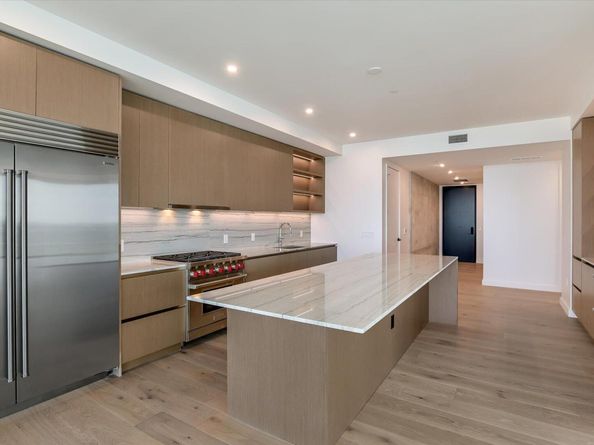 610 Davis ST 3803, Austin TX 78701