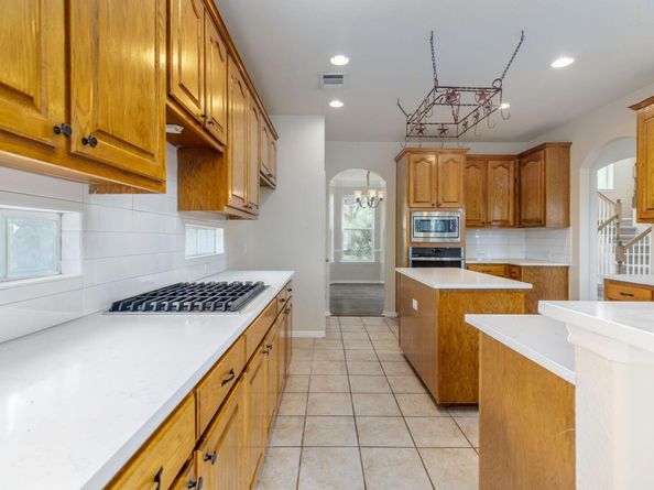 2901 Cashell Wood DR, Cedar Park TX 78613