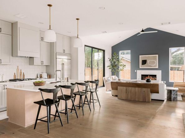 8303 Cochrane CV, Austin TX 78757