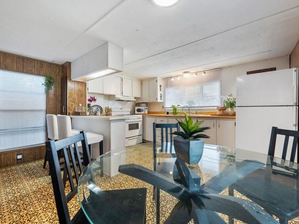 5811 Nancy DR, Austin TX 78745