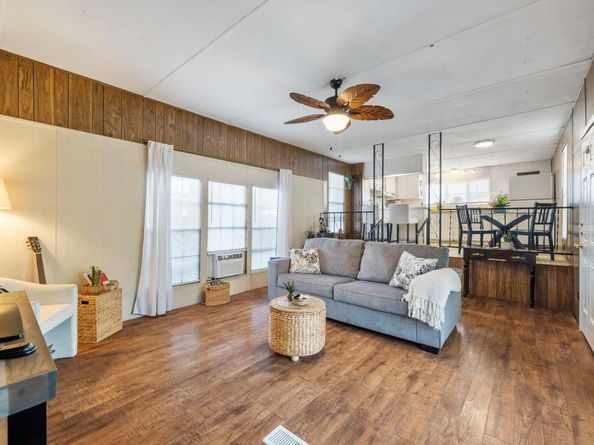 5811 Nancy DR, Austin TX 78745