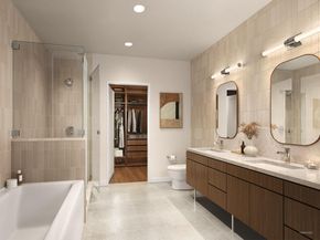 2121 S Congress Ave 402, Austin TX 78704