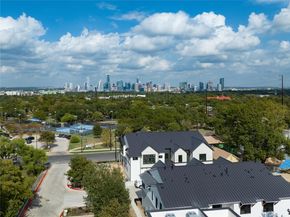 2707 Dulce LN 14, Austin TX 78704