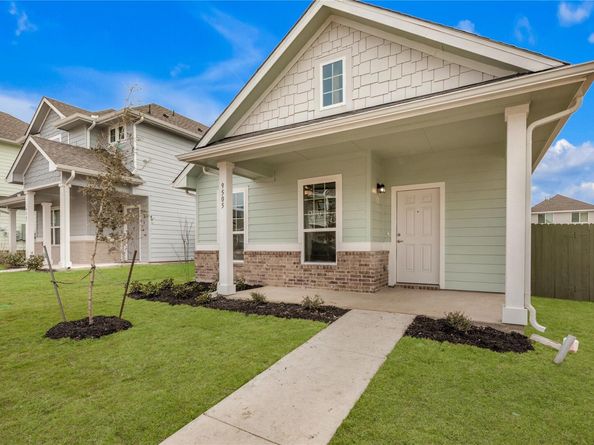 9505 Morning Iris DR, Manor TX 78653