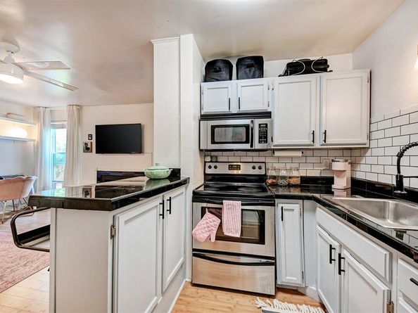 1000 W 26th ST 115, Austin TX 78705