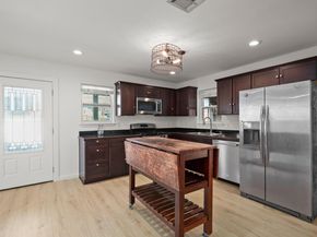 3203 South Oak DR, Austin TX 78704