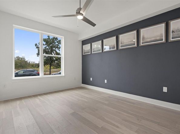 2805 McCurdy ST 11, Austin TX 78723
