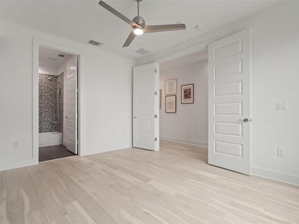 2805 McCurdy ST 11, Austin TX 78723