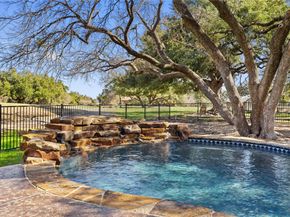 309 Grand Oaks LN, Georgetown TX 78628