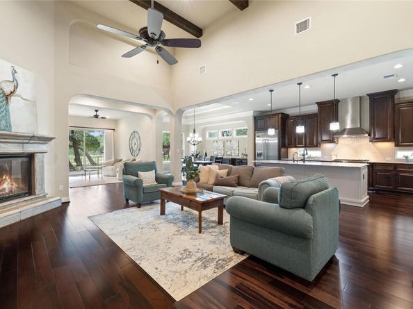 309 Grand Oaks LN, Georgetown TX 78628