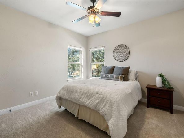309 Grand Oaks LN, Georgetown TX 78628
