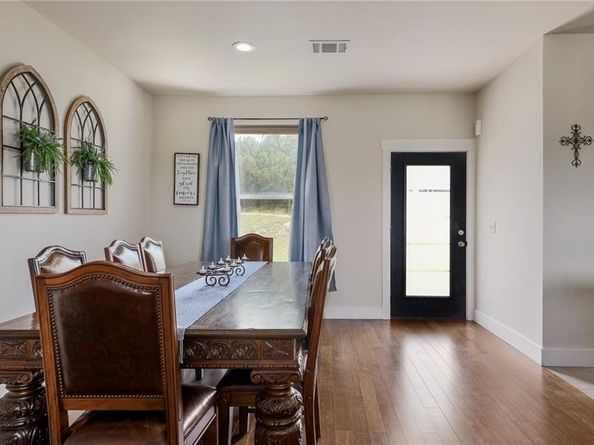 8005 Flintlock CIR, Lago Vista TX 78645