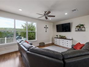 8005 Flintlock CIR, Lago Vista TX 78645