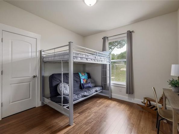 8005 Flintlock CIR, Lago Vista TX 78645
