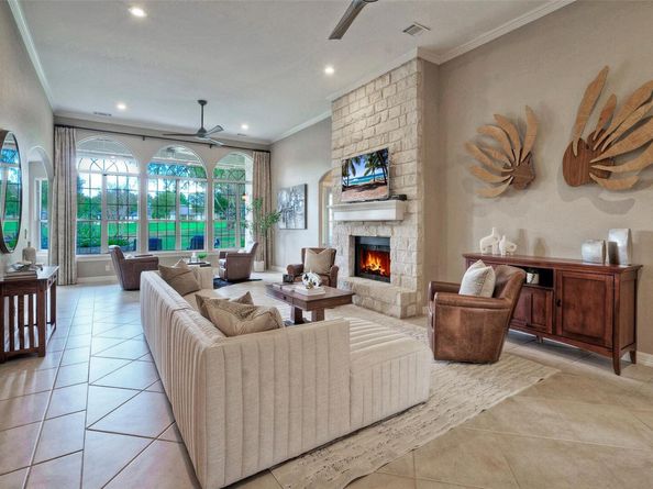 10813 River Plantation DR, Austin TX 78747
