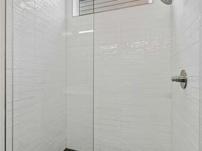 6821 Wolfcreek PASS 12, Austin TX 78749