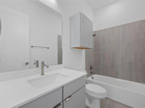 6821 Wolfcreek PASS 12, Austin TX 78749