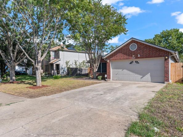 1216 Bradbury LN, Austin TX 78753