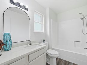 2105 Kirksey DR A, Austin TX 78741