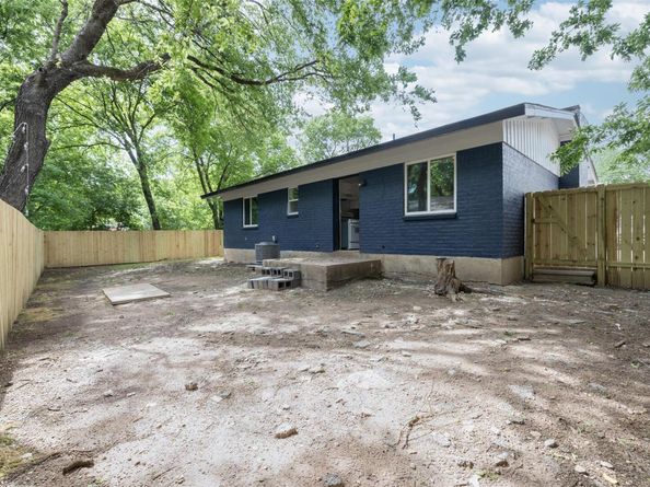 106 Oertli LN A & B, Austin TX 78753