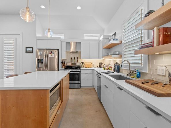 4801 Louis Ave 1, Austin TX 78721