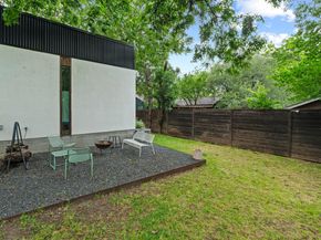900 Karen Ave A, Austin TX 78757